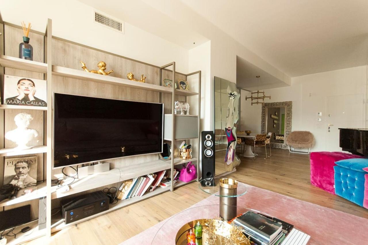 Appartement Luxury Designer Space In Shopping District Milan